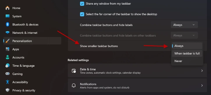 Make Taskbar icons smaller in Windows 11